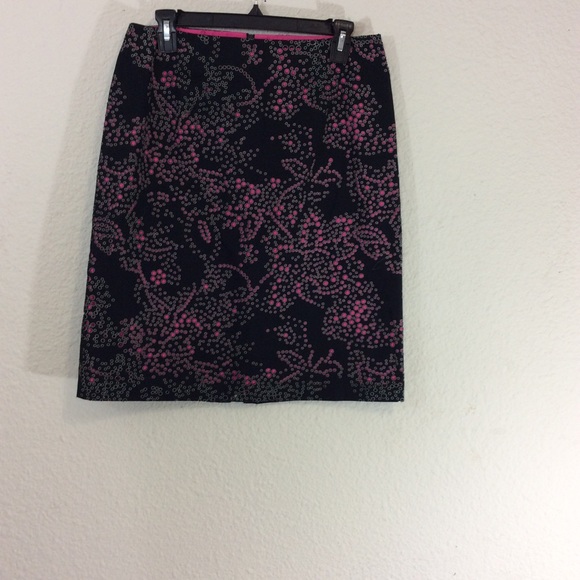 🌷bentley a.  pink & black Pencil skirt - Picture 2 of 8
